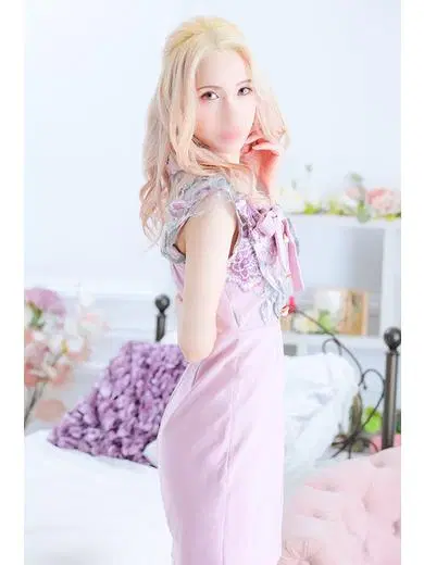 有沢クレア