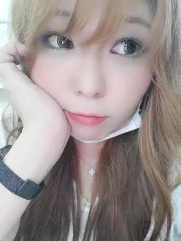 桐ケ谷つぐは