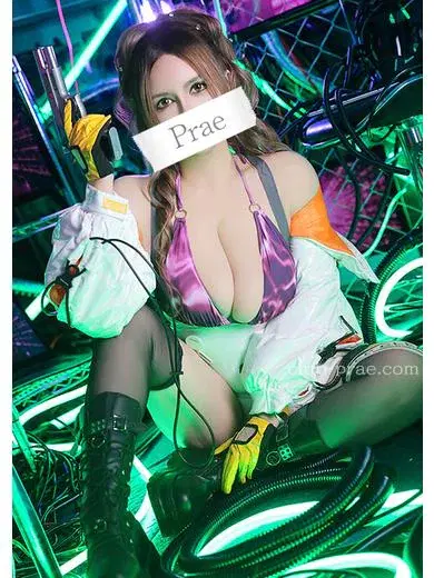最上エリサ