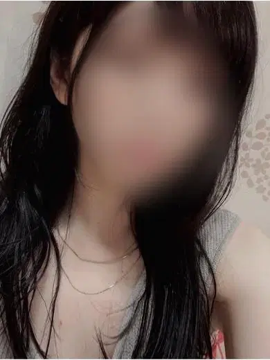 今里アリサ