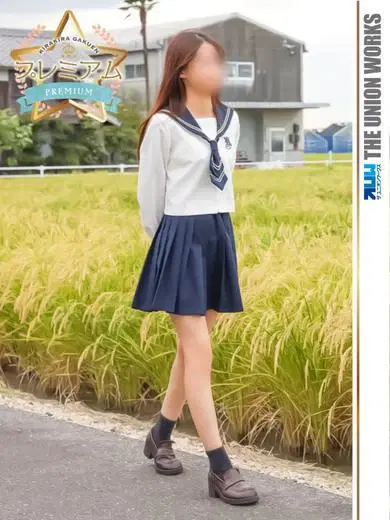 春乃つぐみ