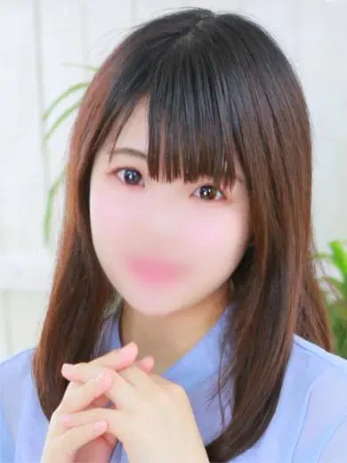 新名ここみ