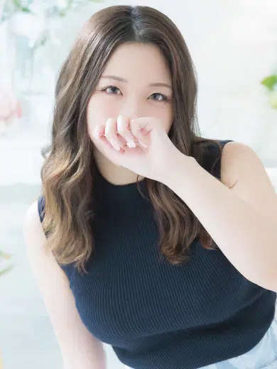 上原なぎさ