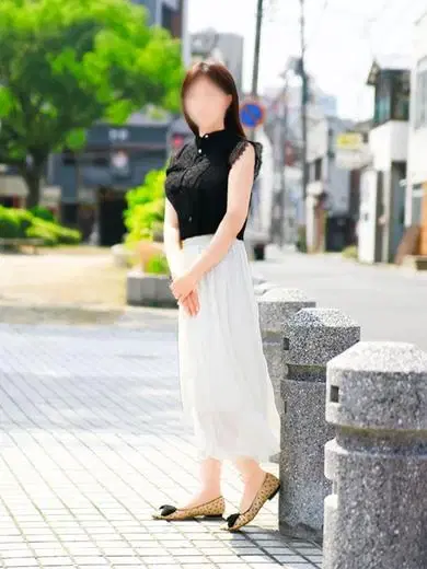 成海ことね