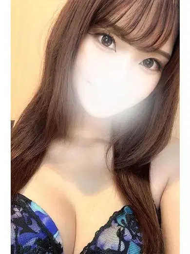 白崎れみ