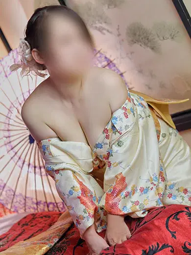 莉央