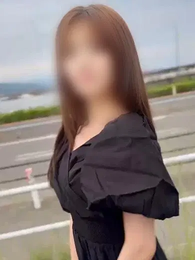 りりな