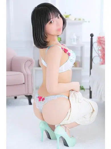 秋坂もみじ