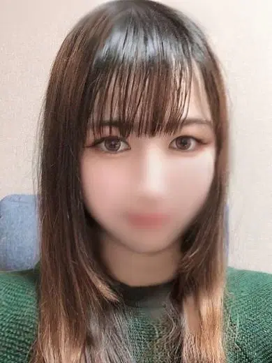杏ナナミ