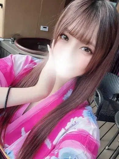優海ゆずほ