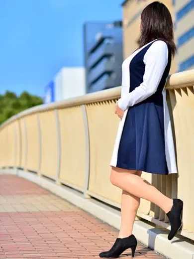 みあ