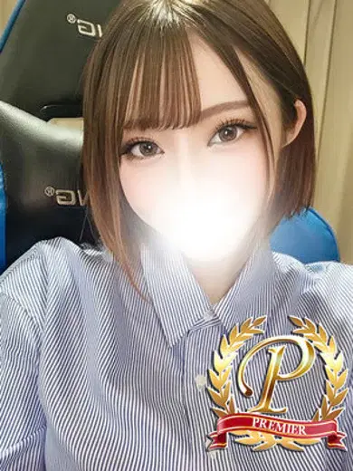 馬越まりえ