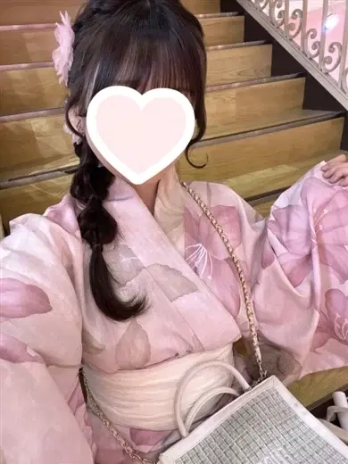 ももあ