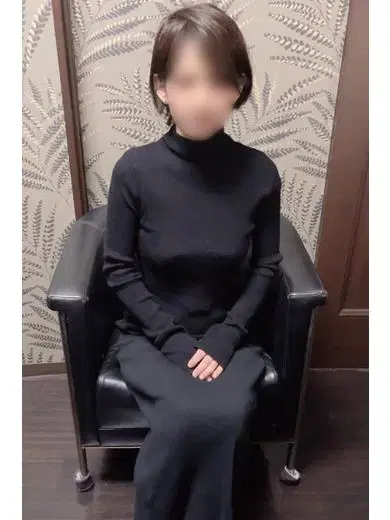 須崎れな