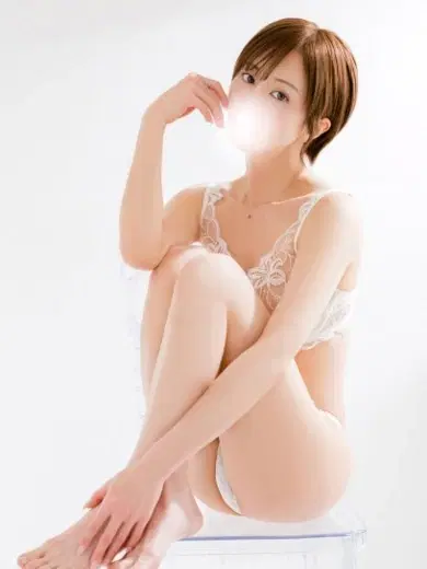 山下にな