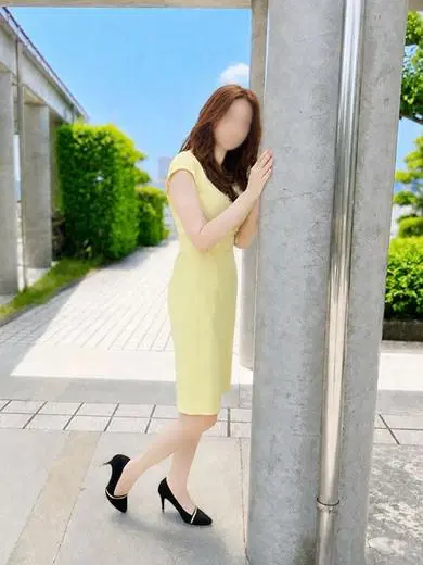 夕輝かえで