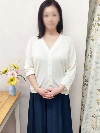 あきな