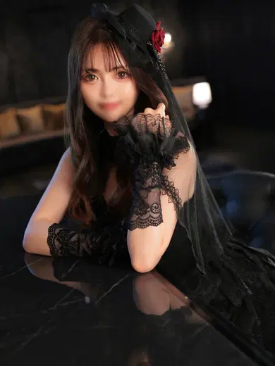 藤咲にこ