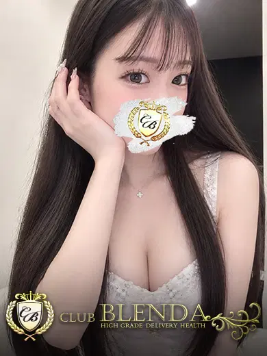 三日月るな