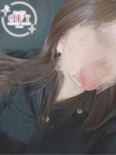 小林れいか