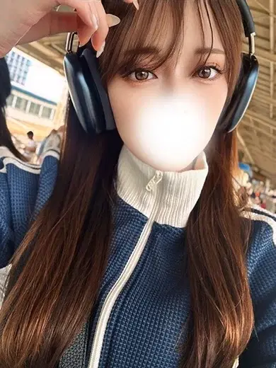 ゆりな
