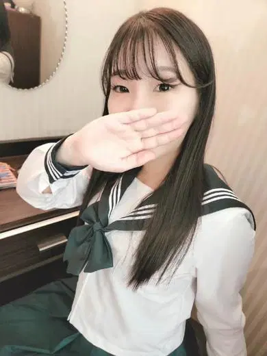 三井あやね