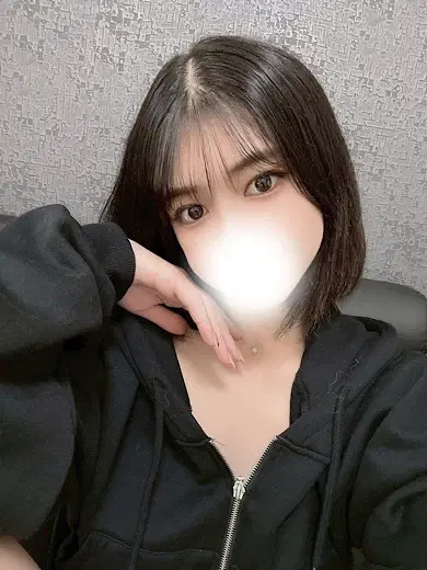 やや