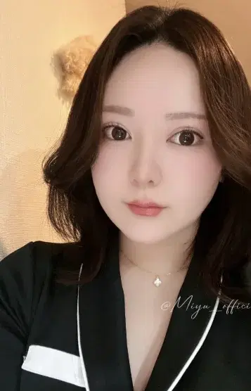 篠崎みゆ