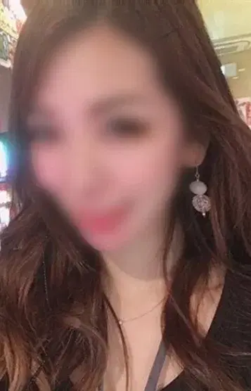 小俣薫