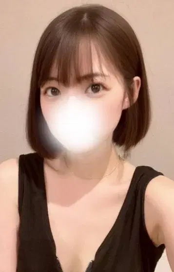 小嶋せりな