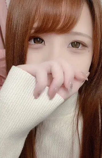 ゆりな