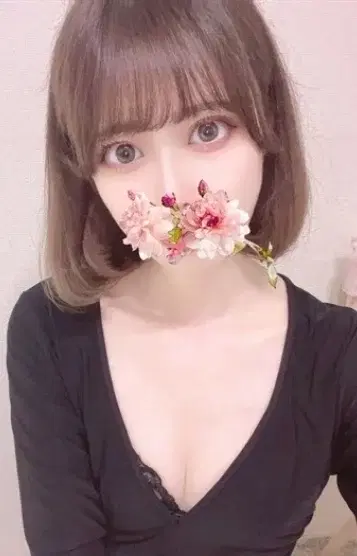 三田あかり
