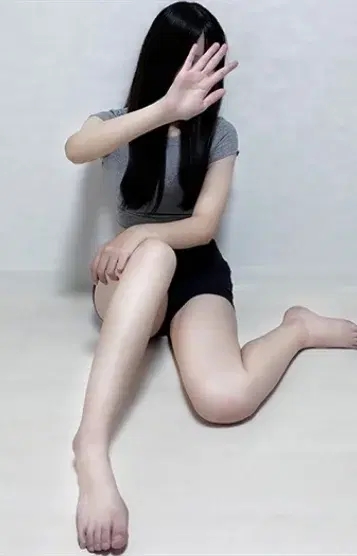 葉月ゆい