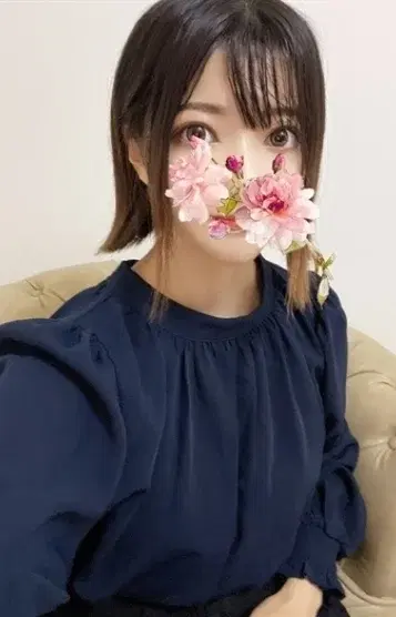 成田あゆみ