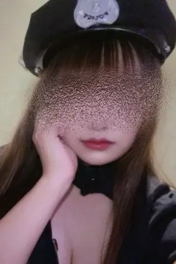 月村あやな