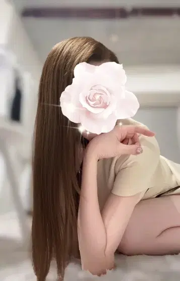白咲あいり