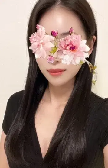 秋元しゅうか