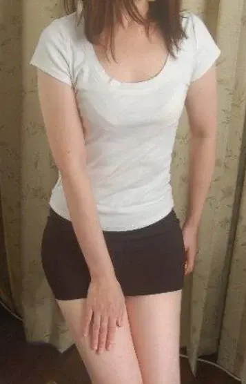 安達希