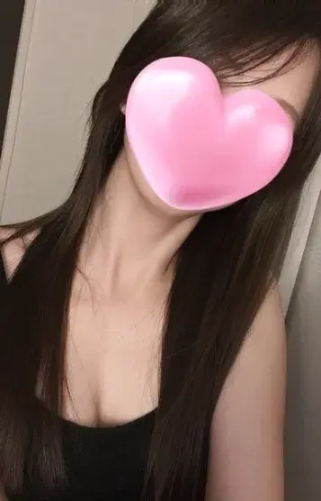新山えれな
