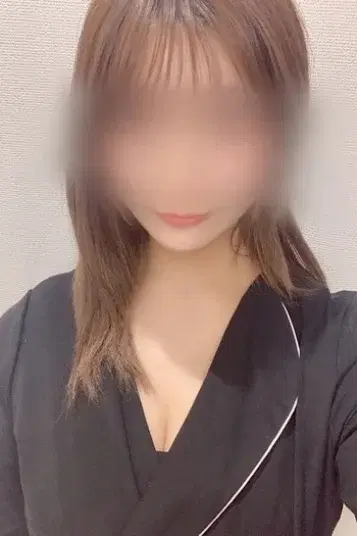 小春れい