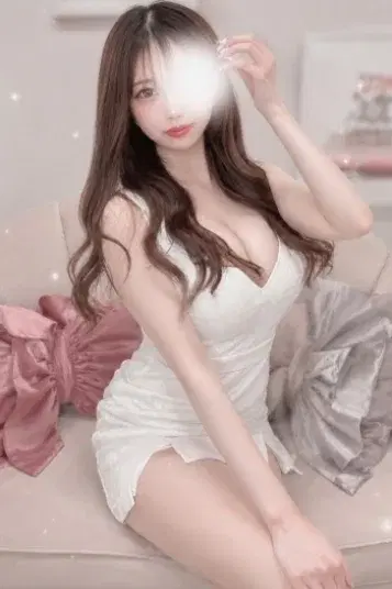 桜井ひな