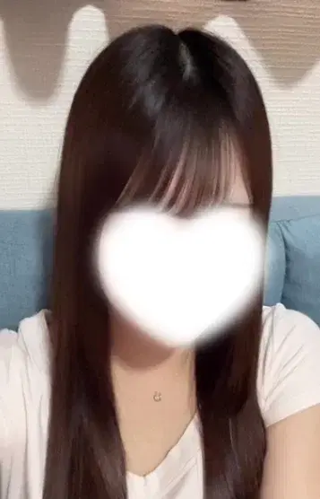 鹿目なこ