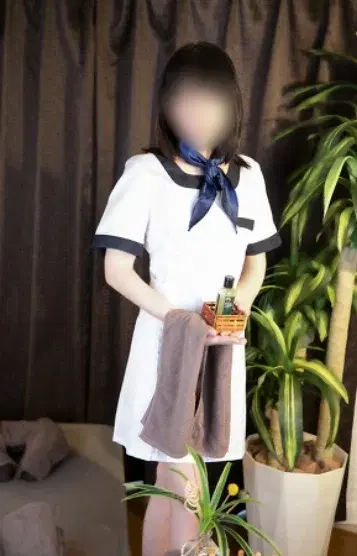 水川すみれ