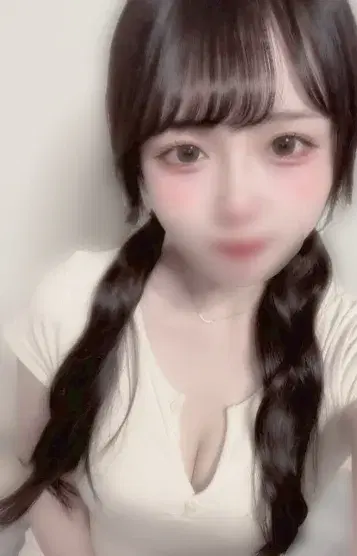 吉岡あいな
