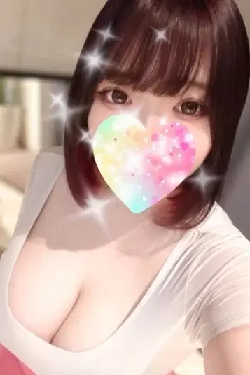 葉月かなで