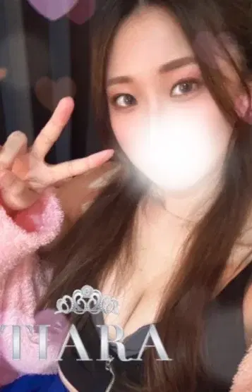 ゆりな