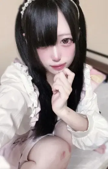 つき