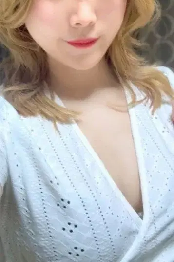 山本なこ
