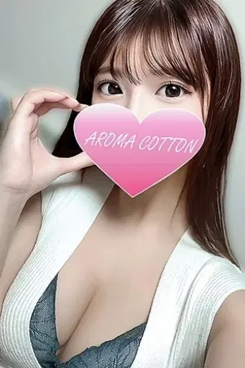 安達にこ