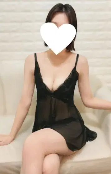 安達あみ